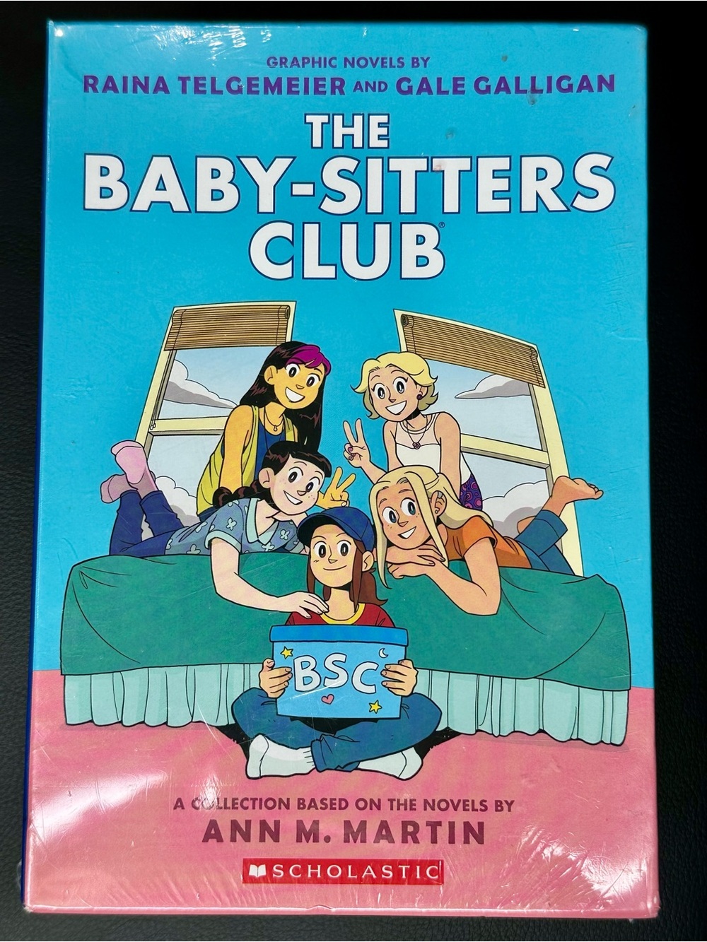 The Baby-Sitters Club Graphic Novel Collection - Books #1 - #5